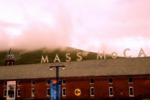 The Porches Inn at Mass MoCA image 11